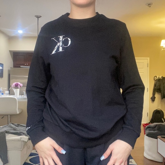 CK Crewneck - Picture 1 of 4